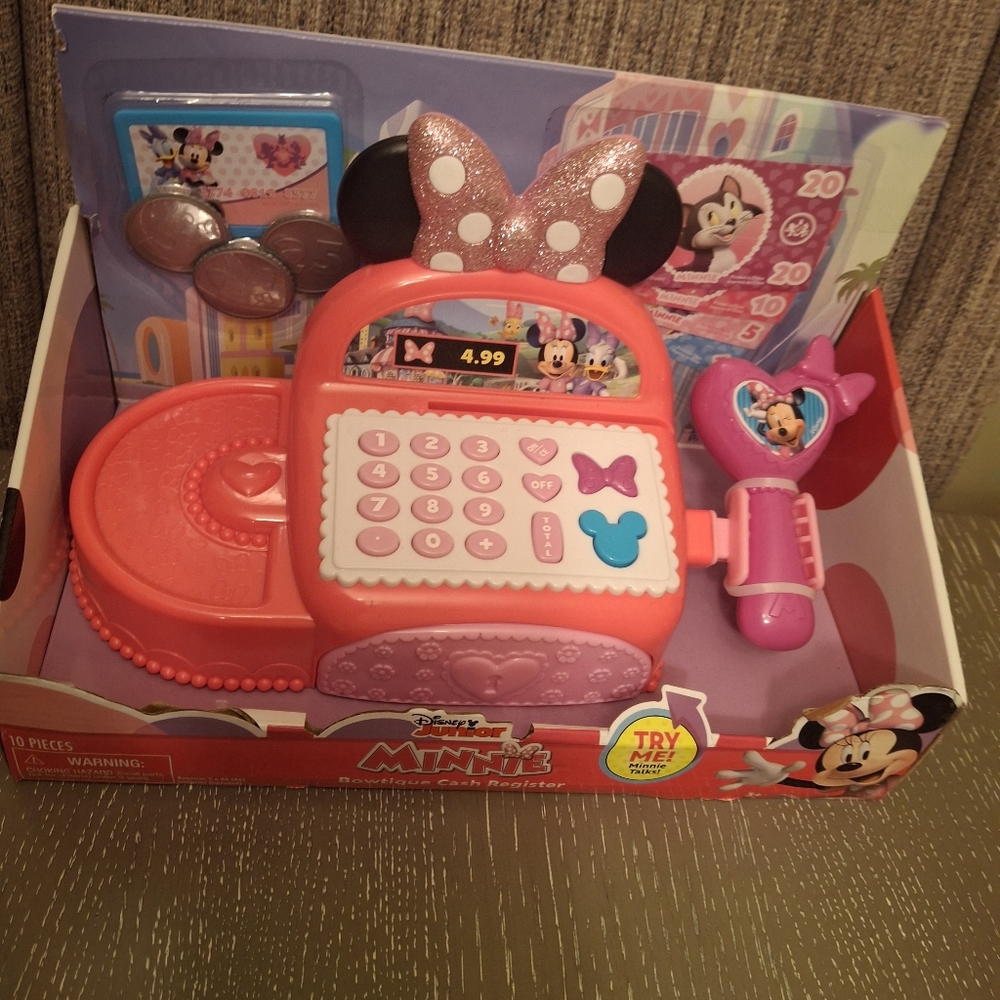 Disney Junior Minnie Mouse Bowtique Cash Register